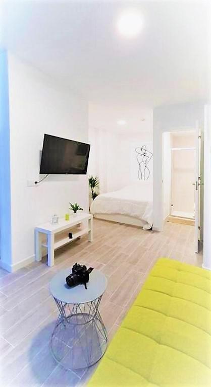 Coqueto apartamento nuevo en pleno centro de Algeciras BB Exterior foto
