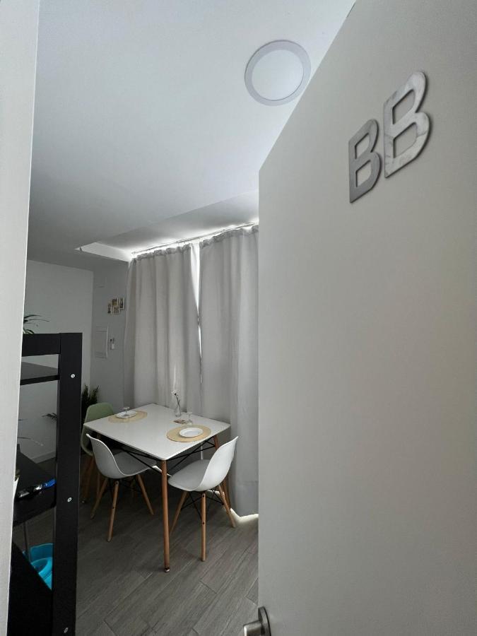 Coqueto apartamento nuevo en pleno centro de Algeciras BB Habitación foto