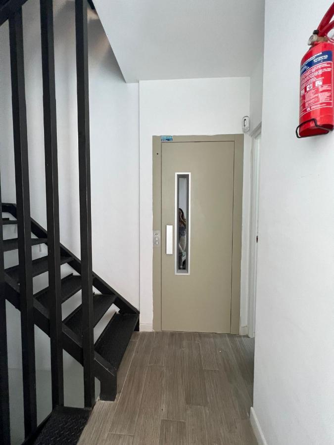 Coqueto apartamento nuevo en pleno centro de Algeciras BB Exterior foto